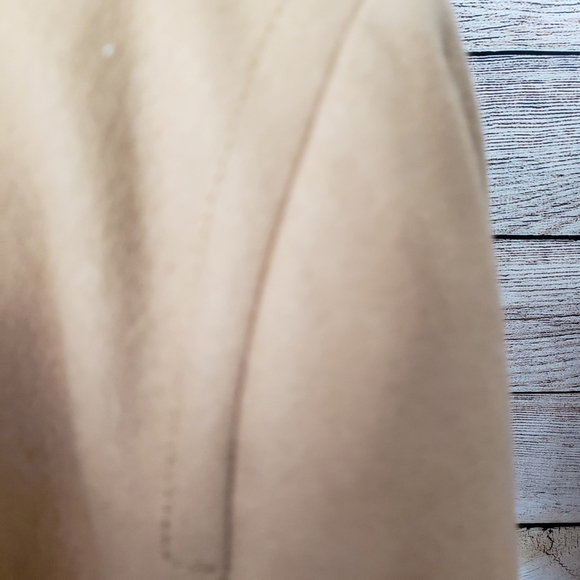 Stunning 100% wool jacket size 40 but fits like size 8-10 - Picture 6 of 11